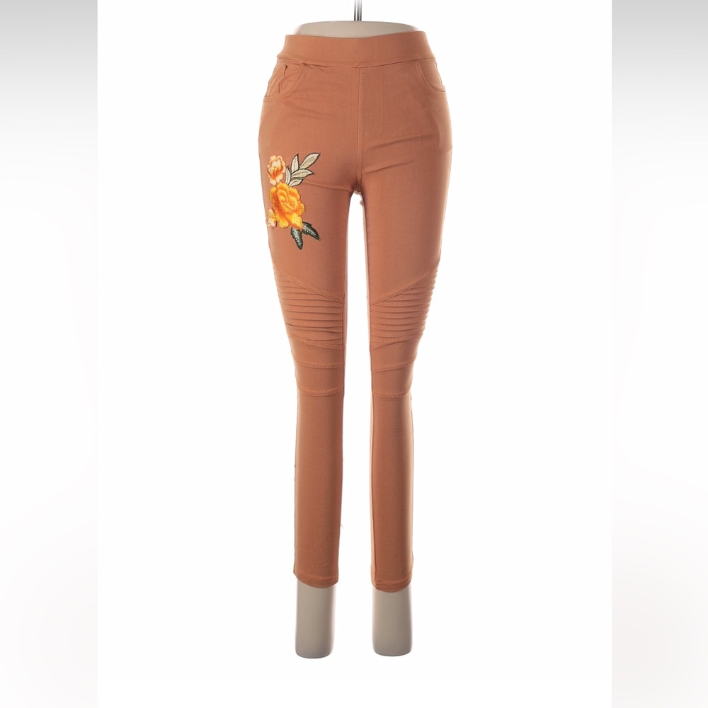 Women’s Rust Floral Applique Stretch Leggings